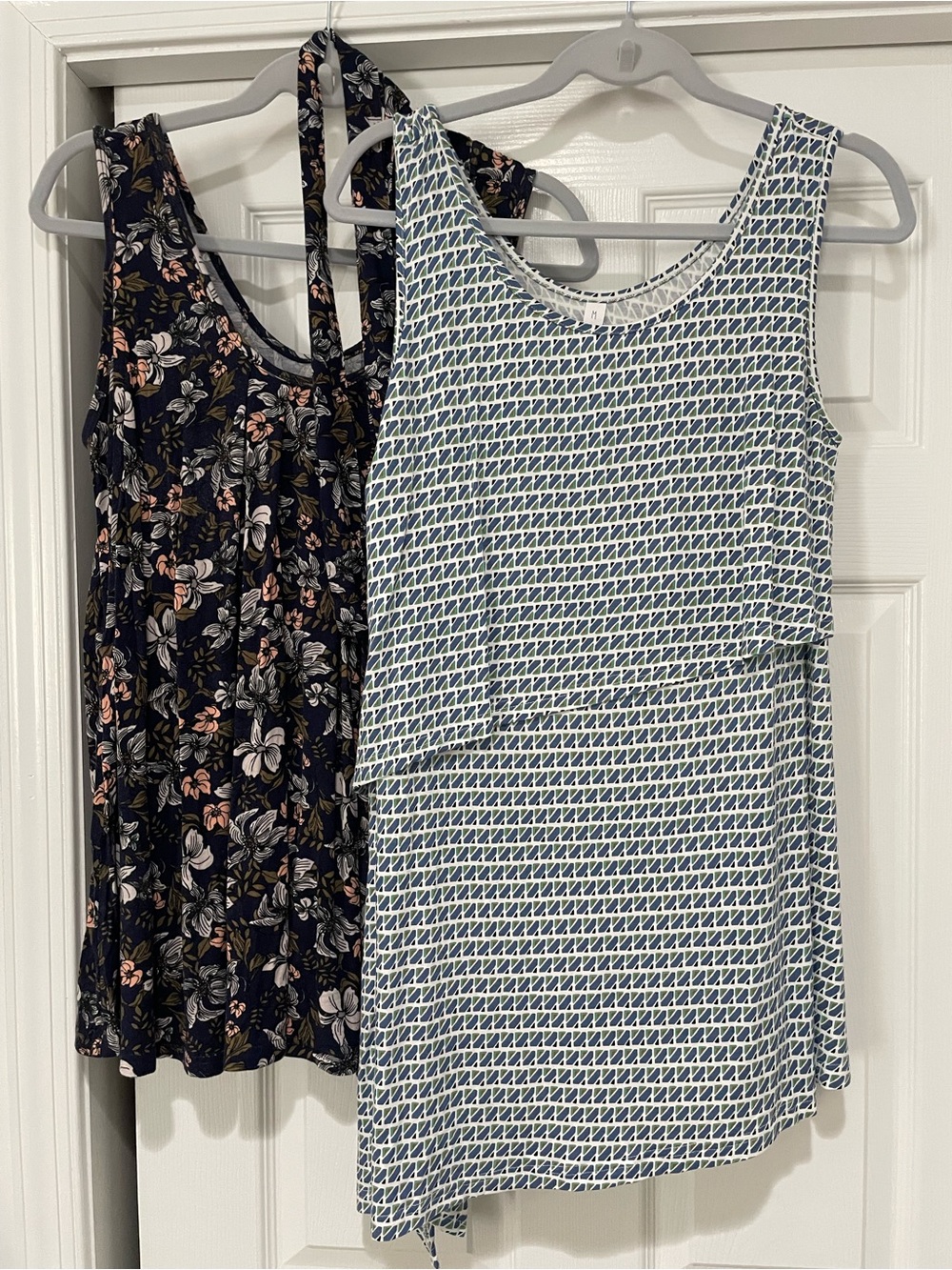 Pair of Latched Mama Sleeveless Patterned Nursing Tops - size standard and M
